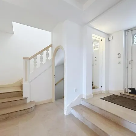 Kriss Apartamento *