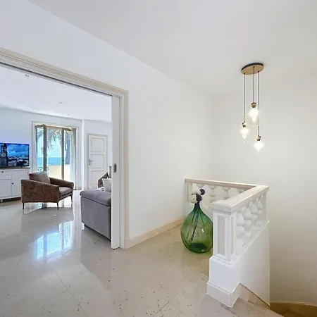 Kriss Apartamento