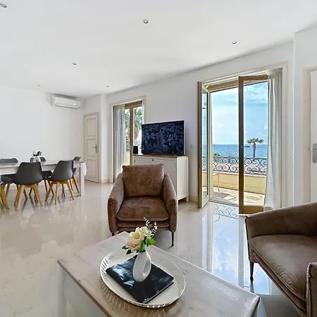 Kriss Apartamento *